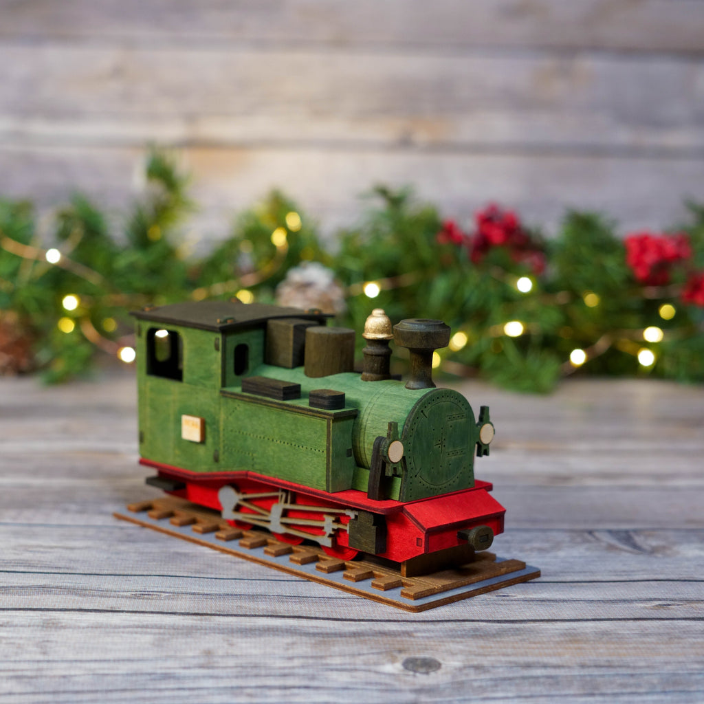 Erzgebirge Hunter Smoker with green train design