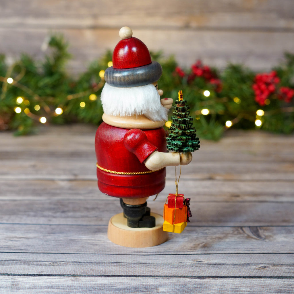 Rear view of Smoker Santa showcasing craftsmanship