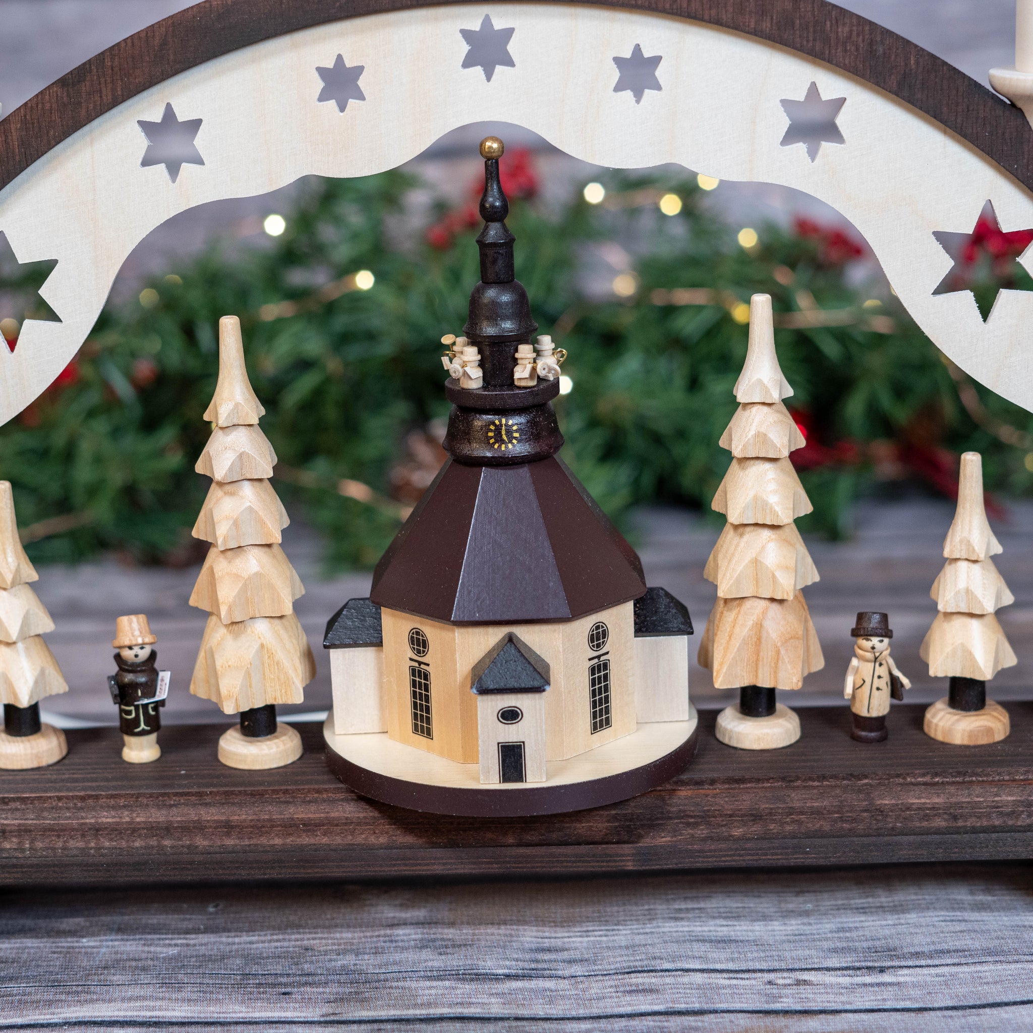 Seiffen Church Schwibbogen 45x30x15cm (18x12x6in) - Electric