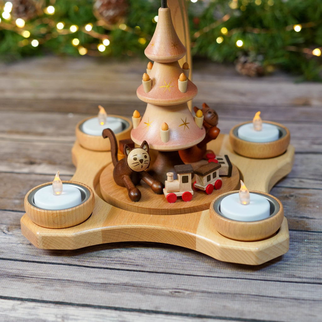 Christmas Pyramid with rotating blades powered by candle heat