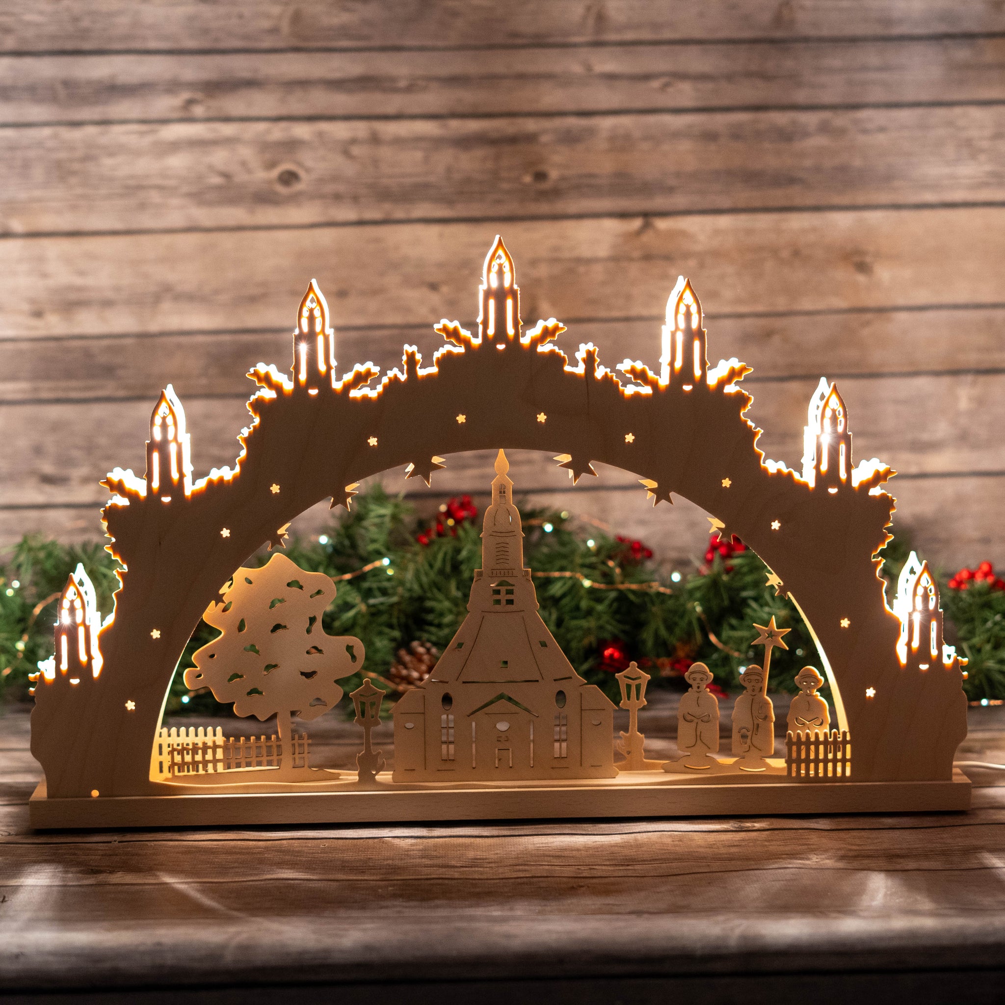 Electric German Schwibbogen Church - 52cm x 4.5cm x 32cm – Seiffen