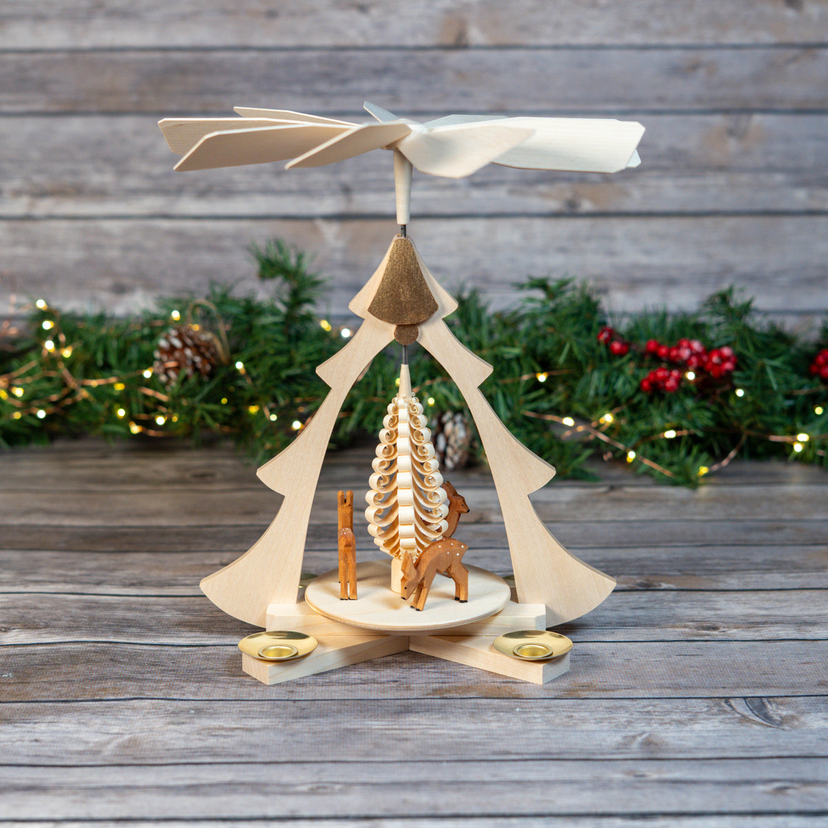 Spring Bees Pyramid - Traditional German Decor, 7.5 in – Seiffen Haus